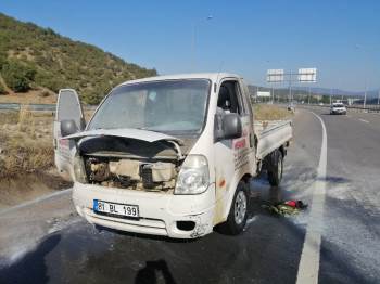 Bilecik’Te Seyir Halindeki Kamyonette Yangın Çıktı
