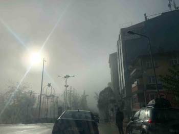 Bilecik’Te Sis Etkili Olurken, Görüş Mesafesi 5 Metreye Kadar Düştü
