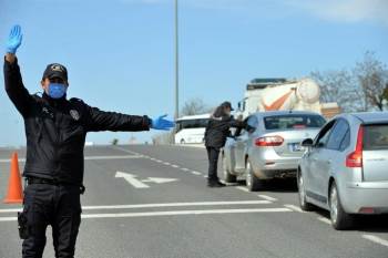 Bilecik’Te Sokağa Çıkma Kısıtlamasına Uymayan 1 Kişiye 3 Bin 150 Tl İdari Para Cezası Kesildi
