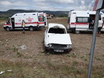 Bilecik’te trafik kazası; 3 kişi yaralandı