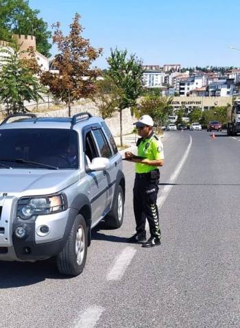 Bilecik’Te Trafik Kural İhlali Yapan Sürücülere 63 Bin 48 Tl Ceza Uygulandı

