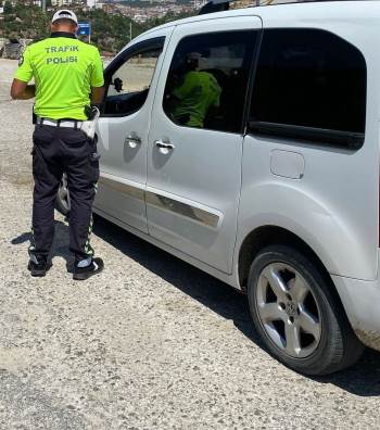 Bilecik’Te Trafik Kurallarına Uymayan Sürücülere 70 Bin 177 Tl Ceza
