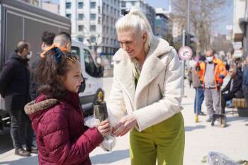 Bilecik’Te Ücretsiz Bin Çam Fidanı Dağıtıldı
