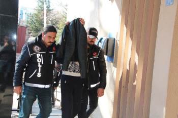 Bilecik’Te Uyuşturucu Operasyonu: 2 Kişi Gözaltına Alındı
