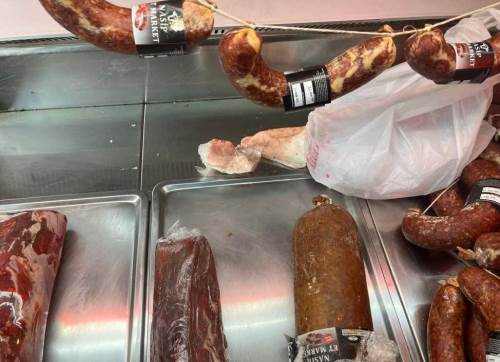 Bilecik'te zabıtaları şok eden kasap dükkanı!