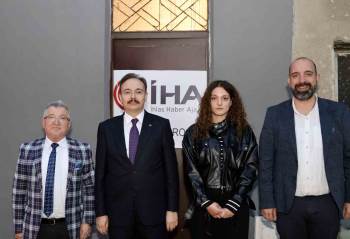 Bilecik’Ten Deprem Bölgesine Yardım
