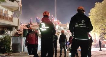 Bilecik’Ten Yola Çıkan Arama Kurtarma Ekibi Deprem Bölgesine Ulaştı
