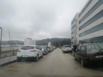 Bilecik Tıp Fakültesi Eğitim Ve Araştırma Hastanesinde Araç Parkı Sorunu
