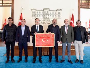 Bilecik Valisi Kızılkaya’Ya Konuklarını Ağırladı
