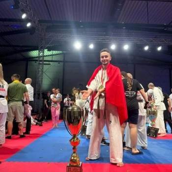 Bilecikli Milli Sporcu İsmet Durmuş Avrupa Şampiyonu Oldu
