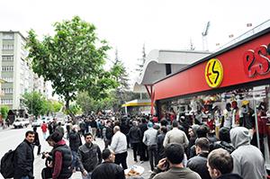 BİLETLER TÜKENDİ!