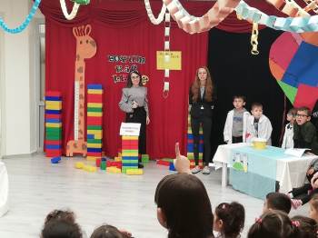 Bilim Festivali Minikleri Büyüledi
