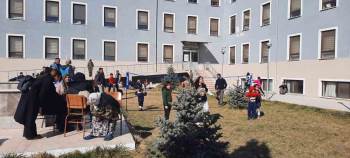 Bilim İnsanları Depremzedelere Psikolojik Destek Veriyor
