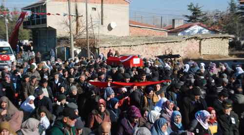 Binlerce Afyonkarahisarlı şehidini uğurladı