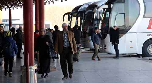 Binlerce kişi referandumda yola çıkacak