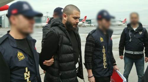 Binlerce kişiyi dolandırmıştı: Cezası belli oldu!