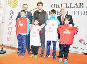 Binlerce minik aynı çatı altında