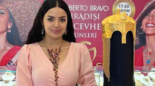 Bir gören yeniden bakıyor, fiyatını duyanlarsa dokunmaya korkuyor