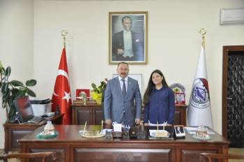 Bir Günlüğüne Belediye Başkanı Oldu
