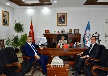 Bir Günlüğüne Milli Eğitim Müdürü Oldu
