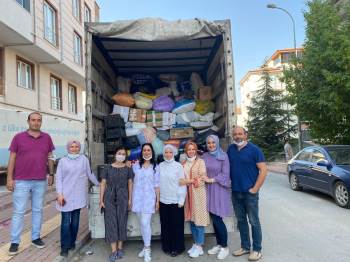 Bir Kamyon İhtiyaç Malzemesi Manavgat’A Yola Çıktı
