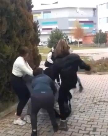 Bir Öğrenci Kavgası Da Afyon’Dan
