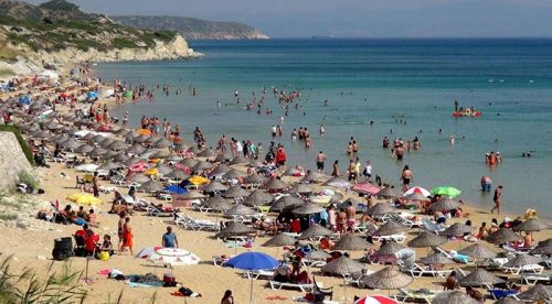 Bırak otelleri restoranlarda bile yer kalmadı!