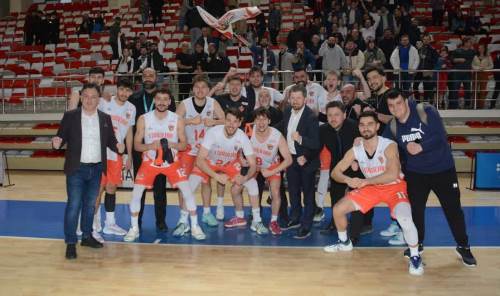 Birey Koleji’nin galibiyet serisi 15 maça ulaştı: Daçka'ya yenilmedik!