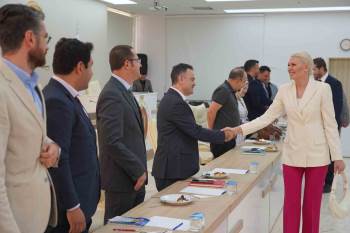 Birim Müdürleriyle Bir Araya Gelerek, Yapılacak Çalışmaları Görüştü
