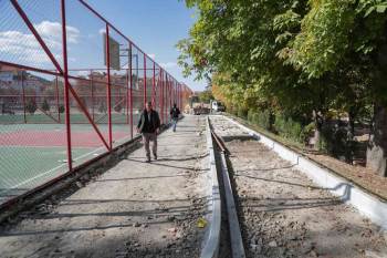 Bisiklet Yolları Yenileniyor
