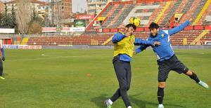 Boffin takımla çalıştı