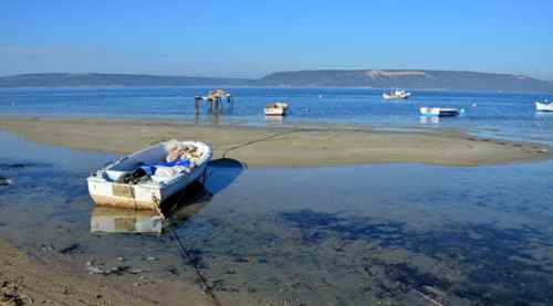Boğaz'da deniz 10 metre çekildi
