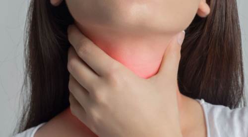 Boğazda Takılma Hissi Neden Olur? Rahatsız Edici Bu Durumun Sebepleri ve Çözümleri