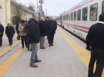 Boğaziçi Ekspresi Yeniden Raylarda
