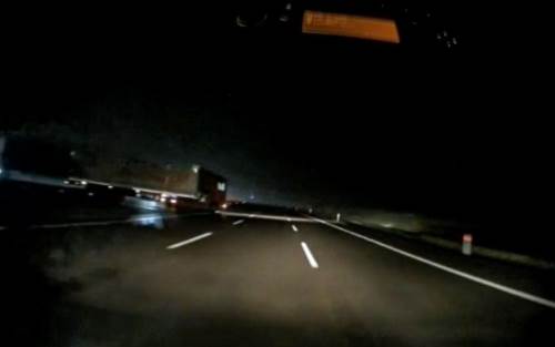 Bolu TEM Otoyolu’nda yasak dönüş tehlike saçtı