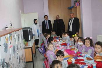 Bolvadin’De 9 Bin Öğrenci Ders Başı Yaptı
