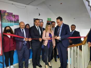 Bolvadin’De Halk Eğitim Merkezi Ve Akşam Sanat Okulu Sergisi Açıldı
