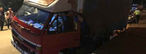 Bomboş yolda kaza: 5 yaralı!