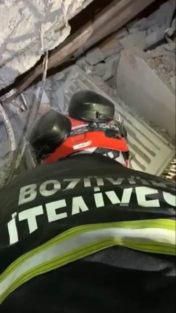 Bozüyük Belediyesi Arama Kurtarma Ekiplerinden 100’Üncü Saatte Güzel Haber
