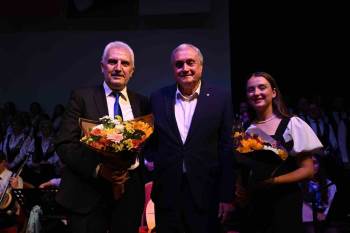 Bozüyük Belediyesi Türk Halk Müziği Korosu’Ndan “Yöre Yöre Ezgilerimiz” Türkü Şöleni
