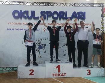 Bozüyük’Lü Öğrenci Taekwondo Müsabakasında Türkiye Şampiyonu Oldu
