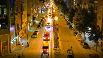 Bozüyük’Te Araç Konvoyu İle Coşkulu Kurtuluş Kutlaması
