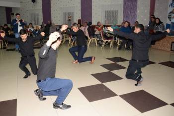 Bozüyük’Te Engelliler Aileleri İle Birlikte Gönüllerince Eğlendi
