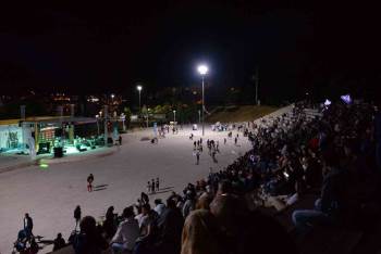 Bozüyük’Te Kurtuluş Günleri Konserleri’Nde Yunus Emre Sert Ve Osman Savaş Sevenleriyle Buluştu
