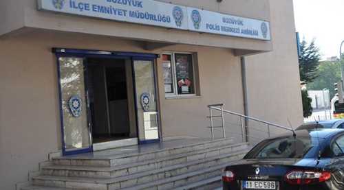 Bozüyük'te öğretmenler gözaltına alındı