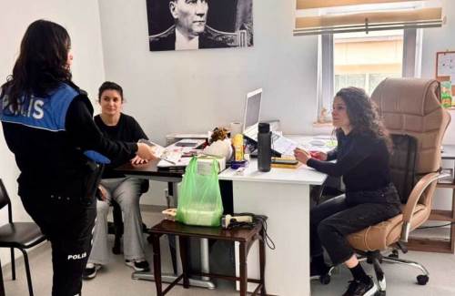 Bozüyük’te sağlık çalışanlarına dolandırıcılık uyarısı