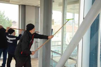 Bozüyük’Te Yoğun Temizlik Mesaisi
