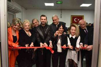 Bozüyük’Te Zeki Müren Ve Şükrü Tunar Sergisi Törenle Açıldı
