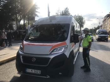 Bozüyük’Teki Halk Dolmuşlarında Korona Virüs Denetimi
