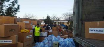 Bozüyük’Ten Giden 3. Tır Nurdağı’Ndaki Depremzedelere  Ulaştı
